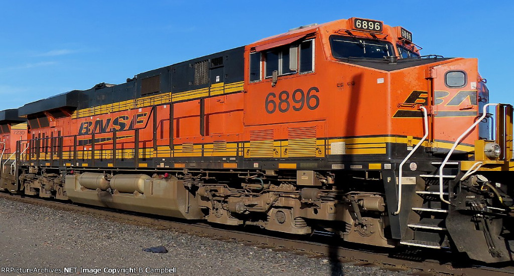 BNSF 6896